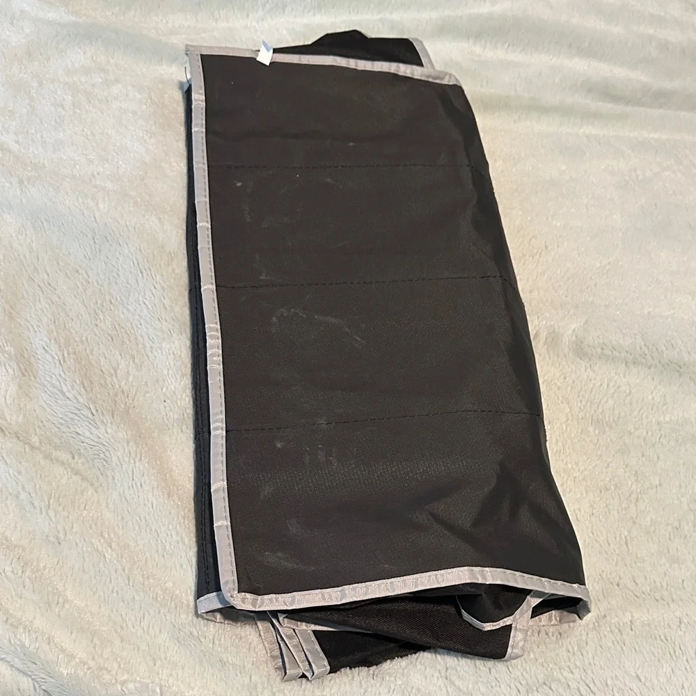 Source Unknown 22 pockets